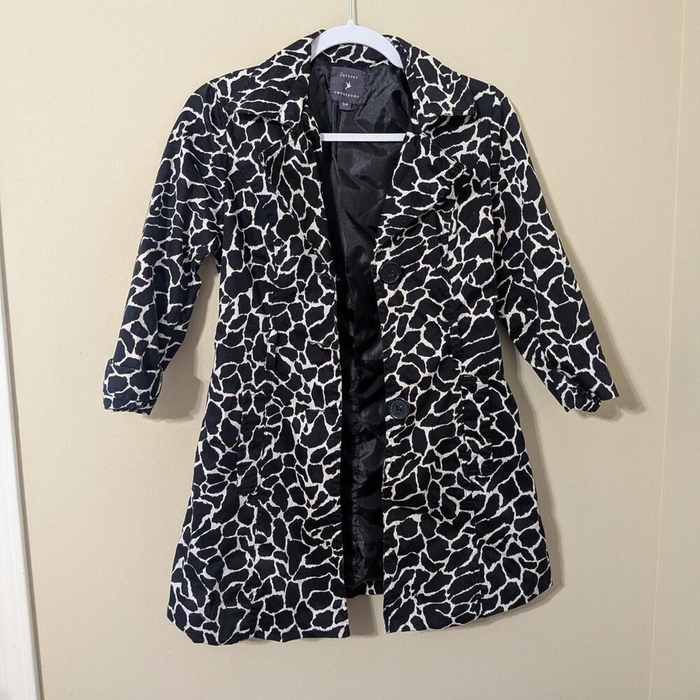 Y2K Forever Twenty One Black And White Giraffe Print Trench Coat